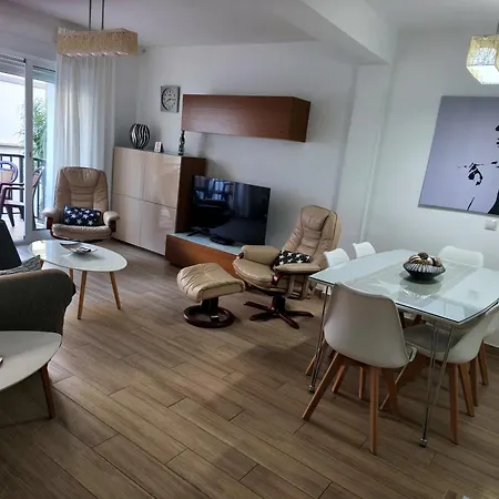 Cervantes Apartament